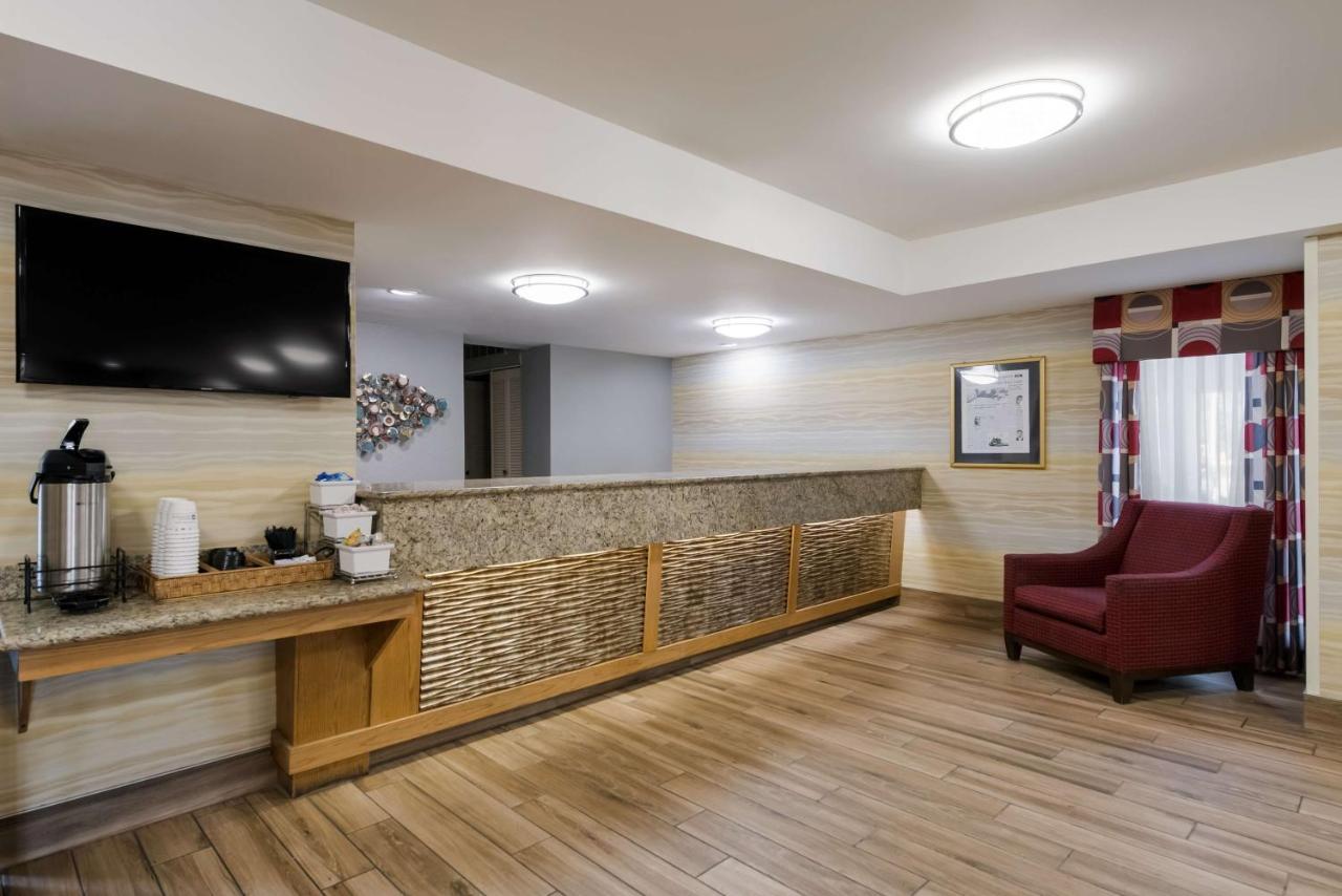 Best Western Holiday Lodge Кліер-Лейк Екстер'єр фото