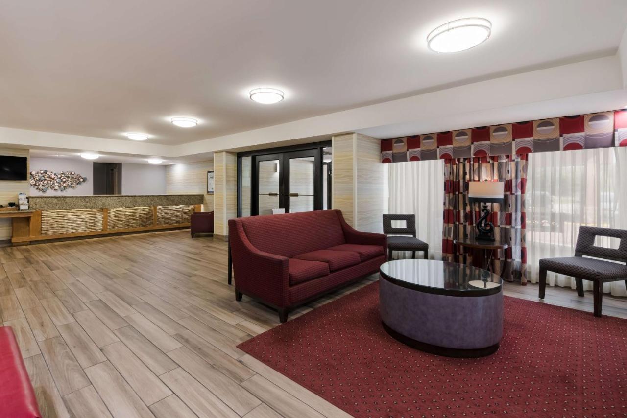 Best Western Holiday Lodge Кліер-Лейк Екстер'єр фото